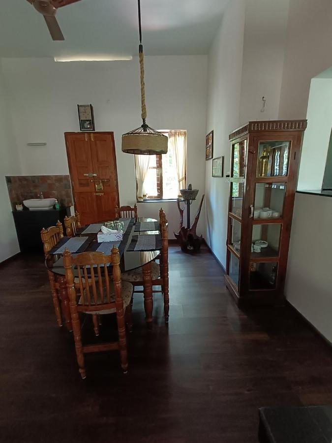Anandam Stays - Premium 3Bhk Plush Homestay, Vaikom Near Kumarakom Exterior foto
